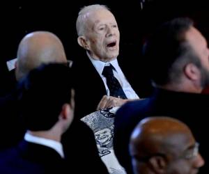 El expresidente Jimmy Carter, de 99 años, se hizo presente en el último adiós que se realizó Roselynn, quien falleció el pasado 19 de noviembre meses después de que se le detectara demencia.