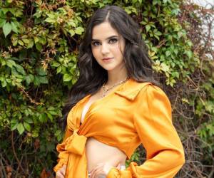 Zuheylin Clemente, quien ostenta el título de Miss Honduras Universo 2023, está siendo el foco de atención en la idílica isla de Roatán, en la costa caribeña de Honduras.