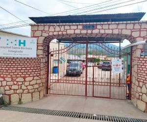 La menor está recibiendo atención medica tras lo sucedido.