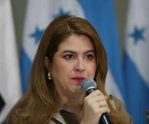 Cossette López, informó que el proceso electoral está prácticamente listo, con papeletas listas en un 96% y documentos esenciales al 100%.