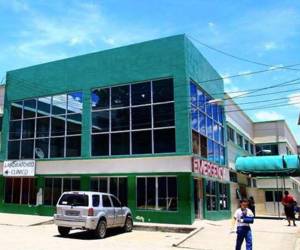 El director, Carlos Aguilar, expresó que de las personas ajenas a la institución que se beneficiaron con los fondos desviados algunos recibieron hasta pagos de 30 mil lempiras.