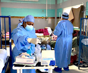 Varios médicos y enfermeros temían a ser despedidos porque ya se les iba a terminar el contrato y porque no son del partido Libre.