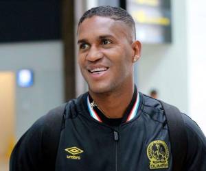 El defensor de 38 años se queda en el Olimpia para este Clausura 2024.