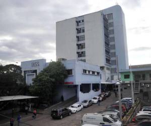 La asociación de médicos y el sindicato del IHSS decidieron convocar a asambleas informativas tras la falta de respuestas.