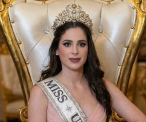 La mexicana Fátima Bosch, ganadora de Miss Universo, volvió a generar conversación en redes sociales tras una entrevista concedida a la presentadora de espectáculos Shanik Berman, en la que abordó distintos aspectos de su reinado, su vida personal y la polémica que ha rodeado su coronación.