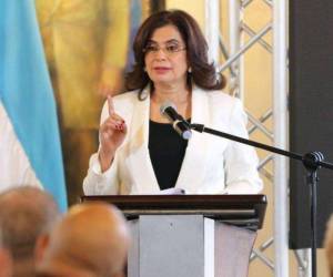 Rixi Moncada renunció a la Secretaría de Finanzas y será la presidenta, Xiomara Castro, quien anuncie quién tomará la titularidad de la institución.