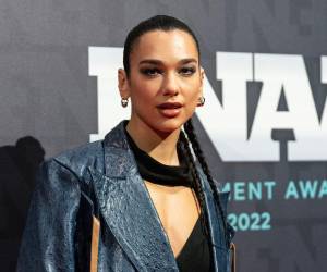 Como muchos de sus fanáticos imaginaban, la desaparición momentánea de la autora de Future Nostalgia (2021) fue parte de una estrategia de marketing para suscitar interés ante su regreso musical.