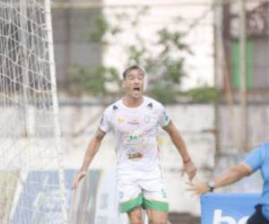 El festejo de Álvaro Klusener en el 2-1 provisional del Platense ante el San Juan de Quimistán.