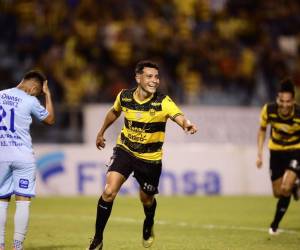 Con una actuación estelar de Jhow Benavidez, la Máquina le puso fin a su mala racha en los clásicos.