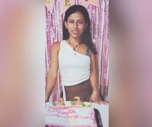 De acuerdo a denuncias de su madre, la joven Rosa Romero fue raptada cuando se dirigía a su trabajo el pasado 22 de abril.