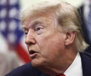 Donald Trump anunció un acuerdo con Irán para reabrir el estrecho de Ormuz y levantar restricciones marítimas, según publicó en Truth Social.
