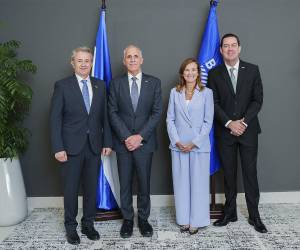 Autoridades del BCIE y del Gobierno de Honduras sostuvieron reuniones de trabajo para fortalecer la cooperación e impulsar proyectos estratégicos en beneficio de la población hondureña.
