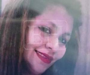 El pasado 9 de noviembre, familiares reportaron el hallazgo del cuerpo de Claudia Aceituno, una madre de tres niñas que había sido reportada como desaparecida desde hace poco más de tres meses. Su hermano la encontró sin vida en el cuarto de su casa en la Aldea Suyapa, en Tegucigalpa, la capital de Honduras.