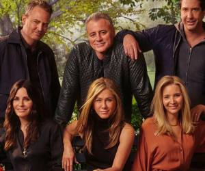 El mítico elenco de la serie, manifestó que se tomarán un tiempo para procesar el duelo.
