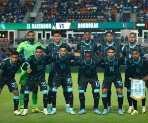 La selección de Honduras perdió contra Costa Rica y empató ante El Salvador.