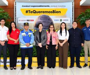 El Programa de Movilidad Segura #TeQueremosBien reúne a autoridades, empresa privada y aliados estratégicos en un esfuerzo conjunto para promover la educación vial, la prevención, el uso adecuado de equipos de protección y una conducción responsable que contribuya a generar vías más seguras en Honduras.