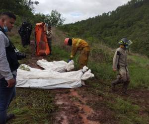 Los impactantes videos de la búsqueda de los cuerpos de jóvenes raptados tras mudanza