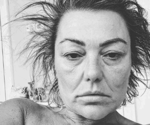 Amaia Montero publicó hace un mes esta foto que preocupó a sus fans.