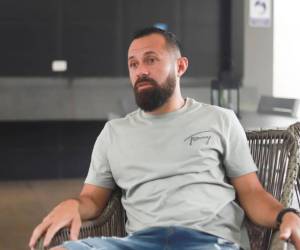 El volante Alfredo Mejía deja claro que seguirá en el extranjero.