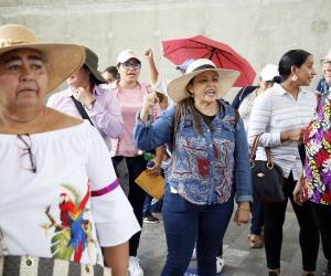 Desde hace 12 años se les adeuda el dinero a los docentes.