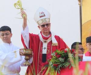 Arzobispo José Nácher pide no reducir la Semana Santa a un acto vacacional