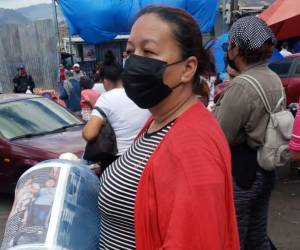 Familiares de los López salieron a las calles de la capital este lunes para recaudar dinero para pagar el rescate como medida desesperada ante la incertidumbre sobre el estado de sus parientes en México.