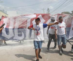 La barra del Olimpia acompaña a su amado equipo en la búsqueda de un nuevo título.