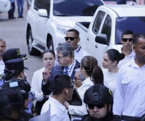 El expresidente Juan Orlando Hernández se presentó este lunes 3 de agosto a su audiencia de declaración de imputado por el caso Pandora II.