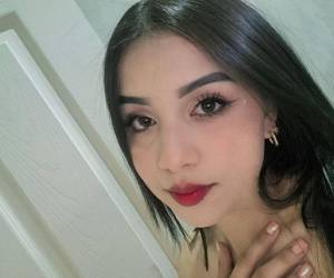 Un vehículo turismo color blanco, en el que se transportaban dos mujeres, impactó contra el cabezal de un camión en El Paraíso, El Paraíso.