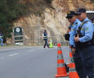 Las carreteras están siendo vigiladas mediante operativos. Se estima que hay más de 190 retenes de control a nivel nacional, según informó el subcomisionado de la Policía Nacional, Daniel Molina, a RCV.