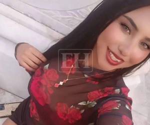 Con la intención de recopilar indicios relevantes y aplicar técnicas científicas, autoridades de la Agencia Técnica de Investigación Criminal (ATIC) y del Ministerio Público llegaron hasta el lugar donde vivía la joven.