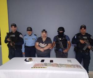 Alias “La reina del sur” ha sido remitida por el delito de tráfico de drogas en perjuicio de la Salud del Estado de Honduras, y enfrentará todas las consecuencias legales correspondientes.