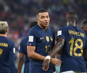 Kylian Mbappé anotó un doblete con el que Francia derrotó a Dinamarca y se clasificó a la segunda ronda