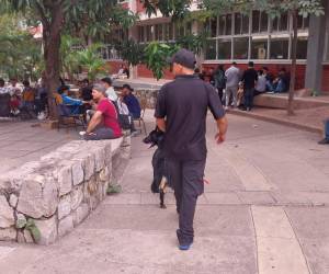 Un día después de la denuncia de EL HERALDO las autoridades tomaron acciones en las plazas de Ciudad Universitaria donde se vende y distribuye la droga.