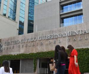 La Administración de Servicio Civil no puede invocar el artículo 205 numeral 19 para anular contratos laborales a empleados públicos.