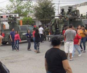 Según versiones de testigos, los jóvenes salían de una discoteca cuando fueron acribillados.