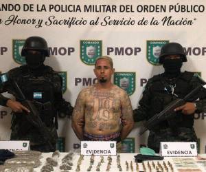El presunto pandillero fue presentado por las autoridades.