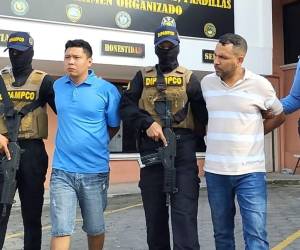 Cristhian Omar Cruz Macoto, alias “El Chino” y Jimmy Roberto Ordoñez Amador son los dos pandilleros detenidos mientras hacían una ronda de extorsión.