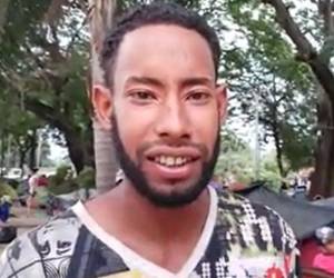 Con el fin de junta dinero necesario para seguir su camino, Yeivel Limpio cuenta con dos trabajos en la ciudad de Danlí, El Paraíso. Además pide apoyo a los presidente de Honduras, Guatemala y México para que los venezolanos pueda seguir su camino hacia Estados Unidos.