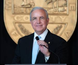 El congresista republicano, Carlos Antonio Giménez, felicitó a Nasry Asfura por su triunfo en las elecciones de Honduras.