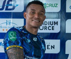 Luis Garrido acumuló 28 minutos con el Pérez Zeledón, solo tuvo oportunidad en un juego.