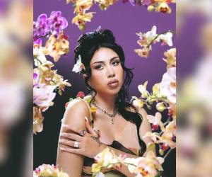 La intérprete de “Telepatía” tiene 29 años y se encuentra a la espera de su primer hijo.