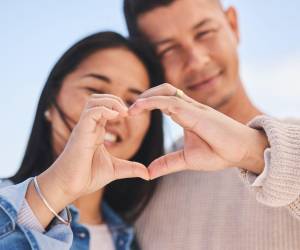 Descubrir su lenguaje del amor puede transformar su relación y fortalecer los lazos con su pareja.