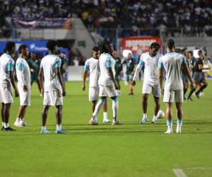 La Selección hondureña entrenando en el Estadio Nacional.