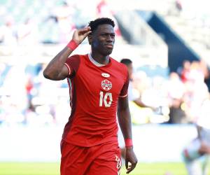 Jonathan David, una de las máximas figuras de Canadá, no falló frente a portería y le está dando el triunfo a los Canucks.