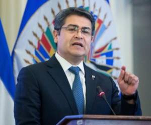El presidente de los Estados Unidos otorgó un indulto total a Juan Orlando Hernández, expresidente de Honduras, quedando en libertad a partir de este lunes 1 de diciembre de 2025.