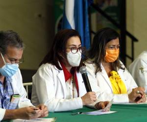 Helga Codina, presidenta del Colegio Médico de Honduras.