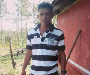 La víctima fue identificada como Johnny Misael Rodas Ponce, de aproximadamente 28 años de edad.