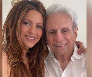 Shakira es muy cercana a su padre y en algunas ocasiones ha compartido cómo le ha ayudado en su recuperación.
