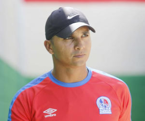 Donis Escober ahora desempeña un cargo en las reservas del Olimpia.